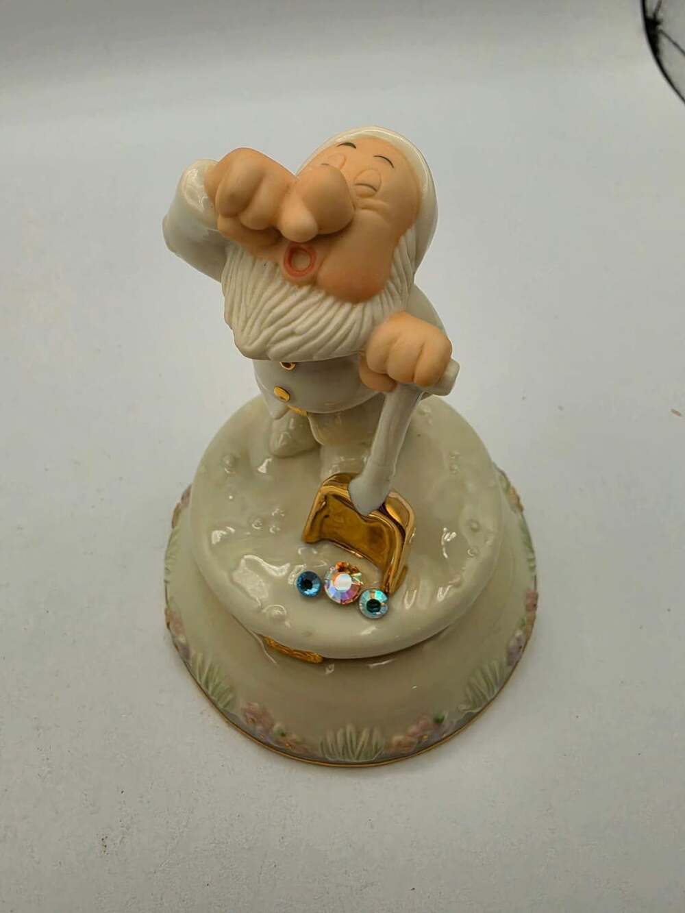 Lenox Sneezy Treasures Trinket Box And Gold Charm